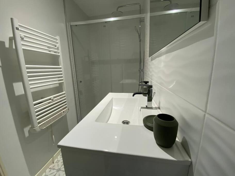 Maison 6 Personnes-Clim-Wifi-Proche Centre Ville Carcassone Exterior photo